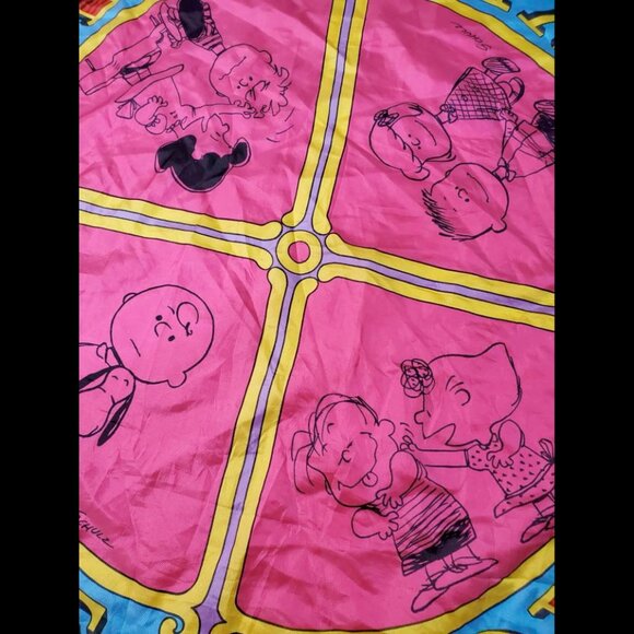 Vintage Scarf LOVE IS CHARLIE BROWN VALENTINES Peanuts Gang Snoopy - Picture 2 of 6
